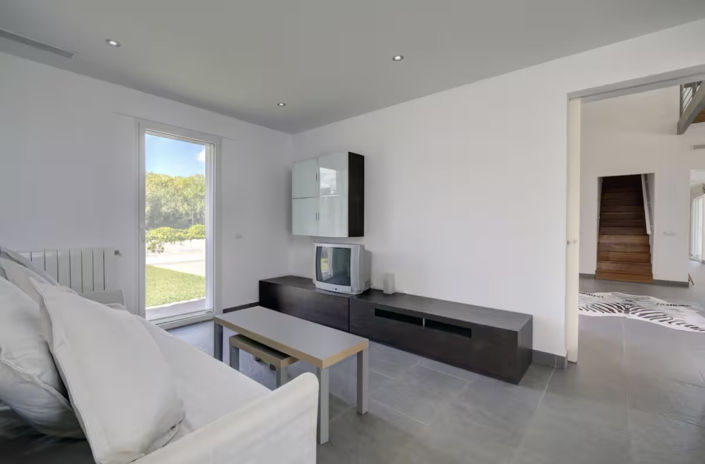 Image No.26-6 Bed Villa for sale