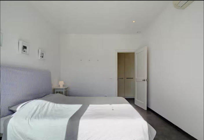 Image No.44-6 Bed Villa for sale