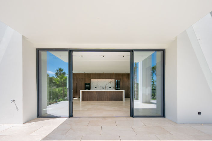 Image No.5-6 Bed Villa for sale