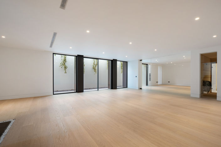 Image No.6-6 Bed Villa for sale