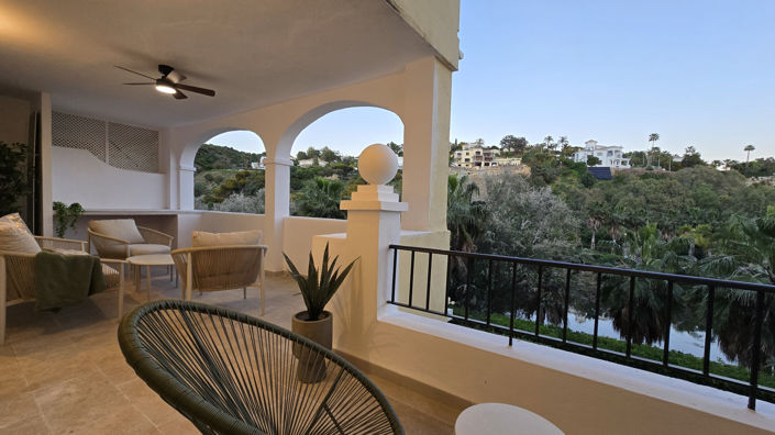 Image No.24-3 Bed Apartment for sale