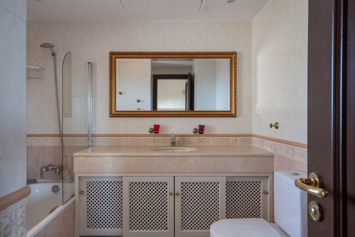 Image No.26-4 Bed Villa for sale