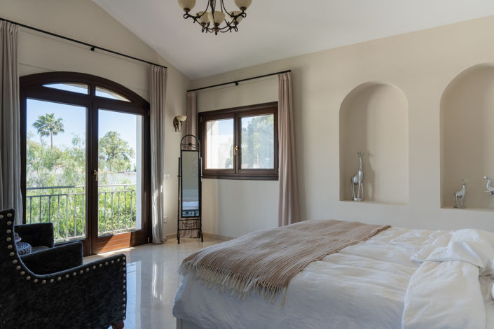 Image No.29-4 Bed Villa for sale