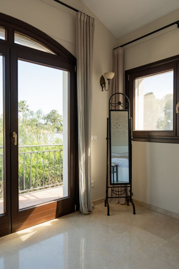 Image No.30-4 Bed Villa for sale