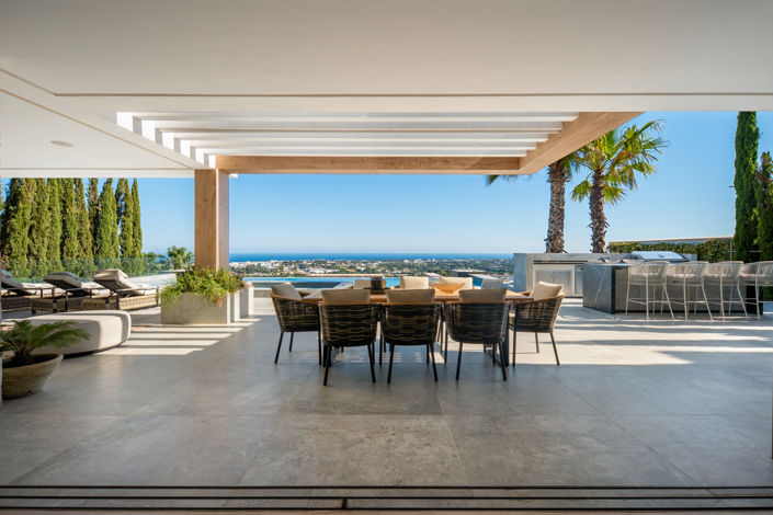 Image No.2-6 Bed Villa for sale