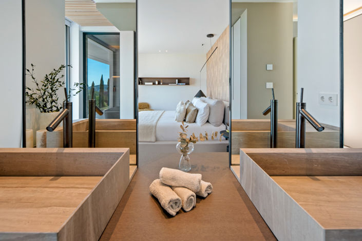Image No.28-6 Bed Villa for sale