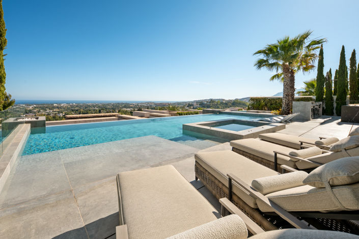 Image No.8-6 Bed Villa for sale
