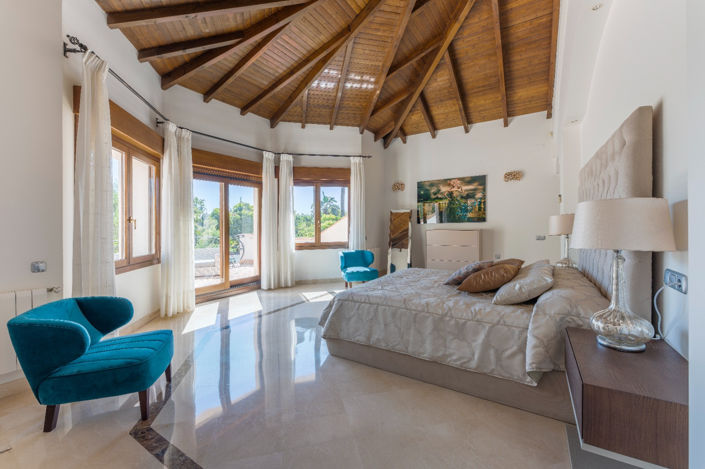Image No.14-6 Bed Villa for sale