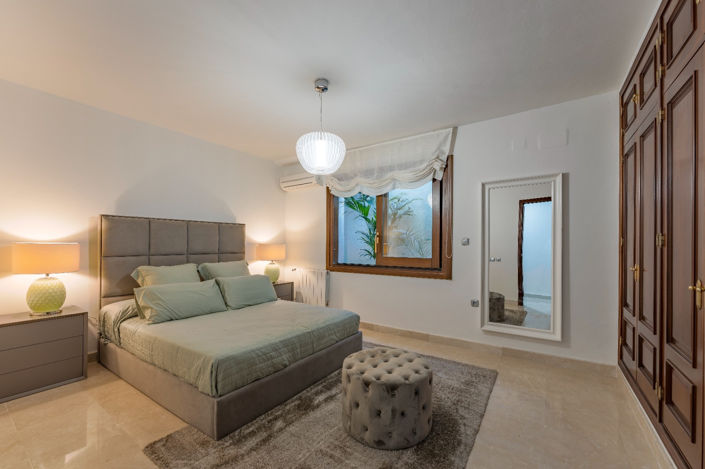 Image No.30-6 Bed Villa for sale