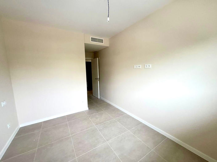 Image No.21-2 Bed Apartment for sale