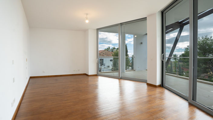Image No.18-5 Bed Villa for sale