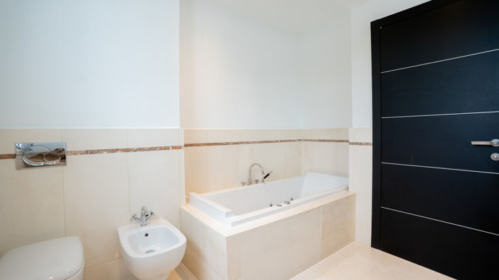 Image No.23-5 Bed Villa for sale