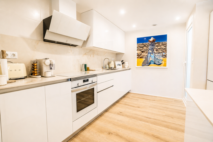 Image No.3-3 Bed Apartment for sale