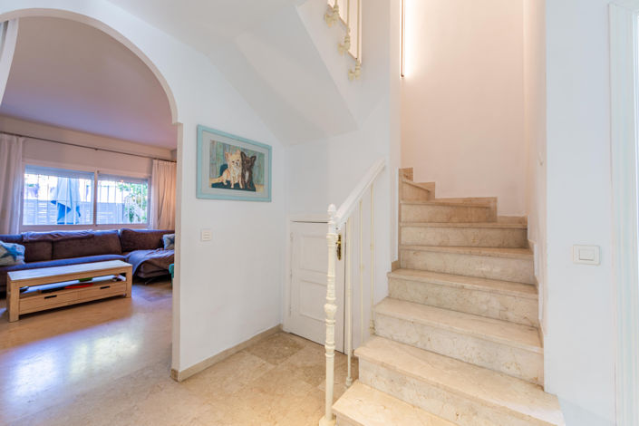 Image No.19-5 Bed Villa for sale