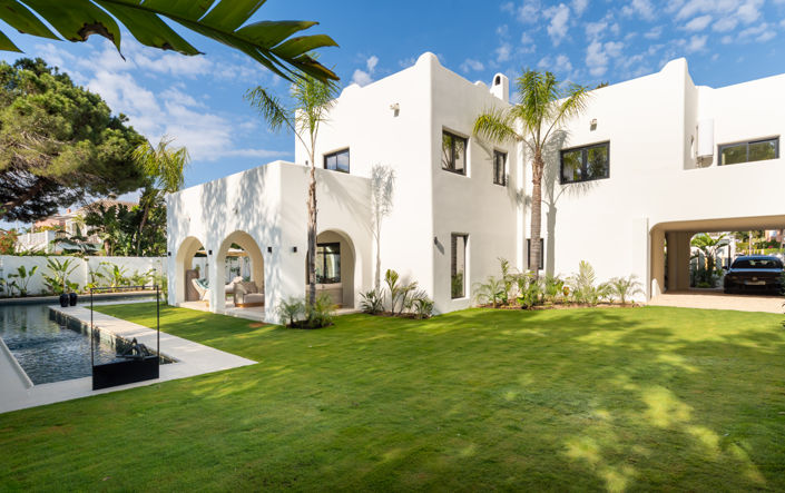 Image No.48-5 Bed Villa for sale