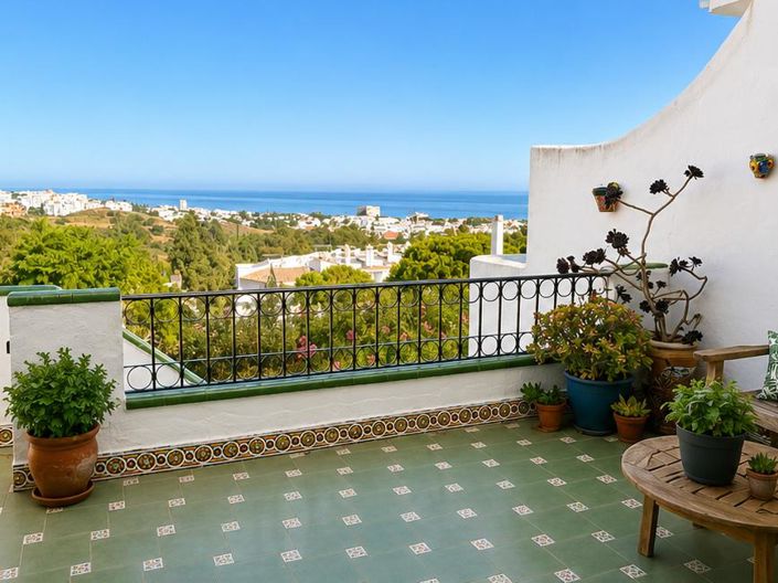 Image No.22-3 Bed Villa for sale