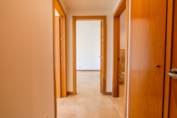 Image No.17-3 Bed Apartment for sale