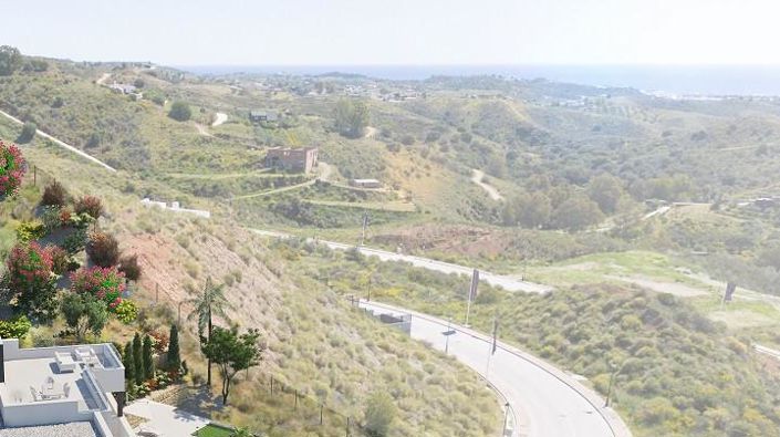 Image No.27-3 Bed Villa for sale