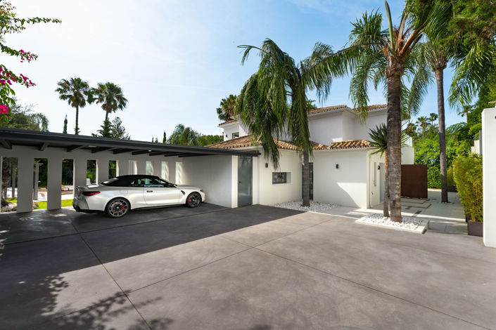 Image No.26-4 Bed Villa for sale