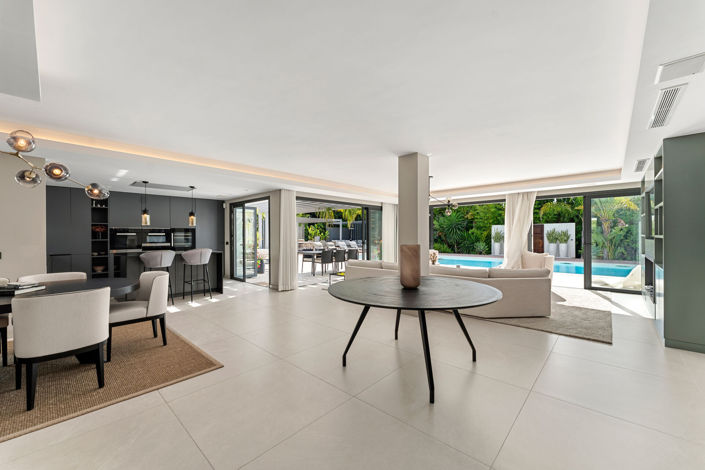 Image No.5-4 Bed Villa for sale