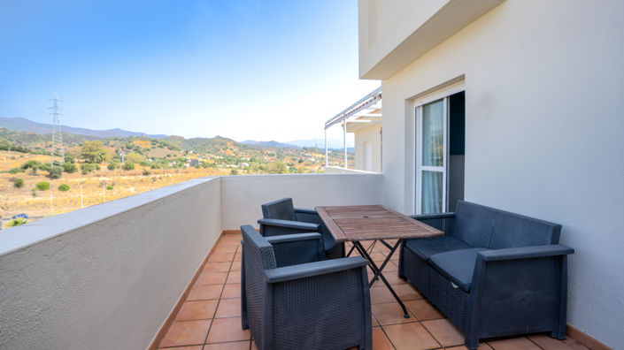 Image No.13-3 Bed Property for sale