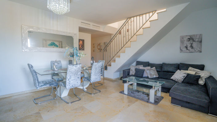 Image No.2-3 Bed Property for sale