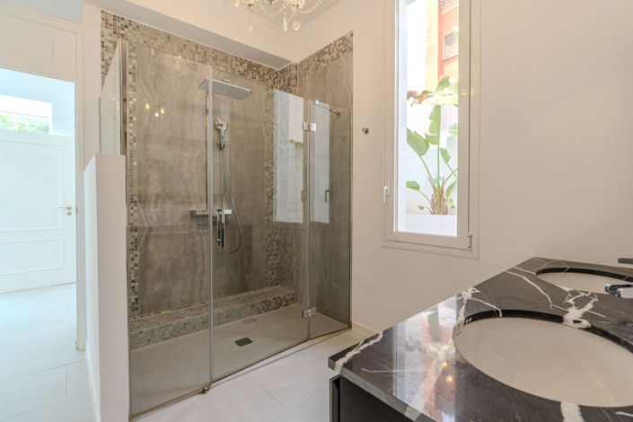 Image No.7-4 Bed Villa for sale