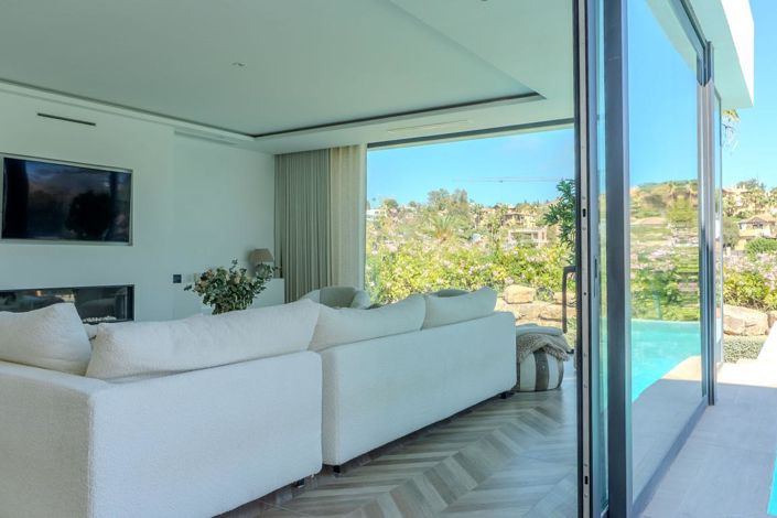 Image No.21-4 Bed Villa for sale