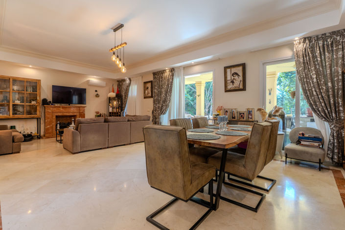 Image No.3-5 Bed Villa for sale