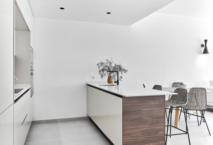 Image No.26-2 Bed Apartment for sale