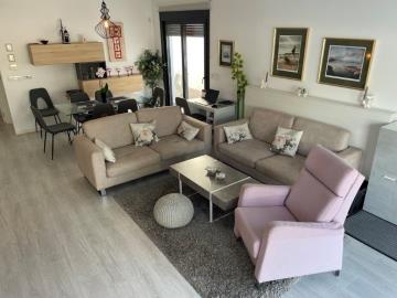Very-nice-livingroom