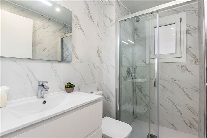 Image No.11-3 Bed Apartment for sale