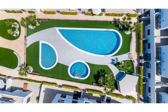 Image No.13-3 Bed Apartment for sale