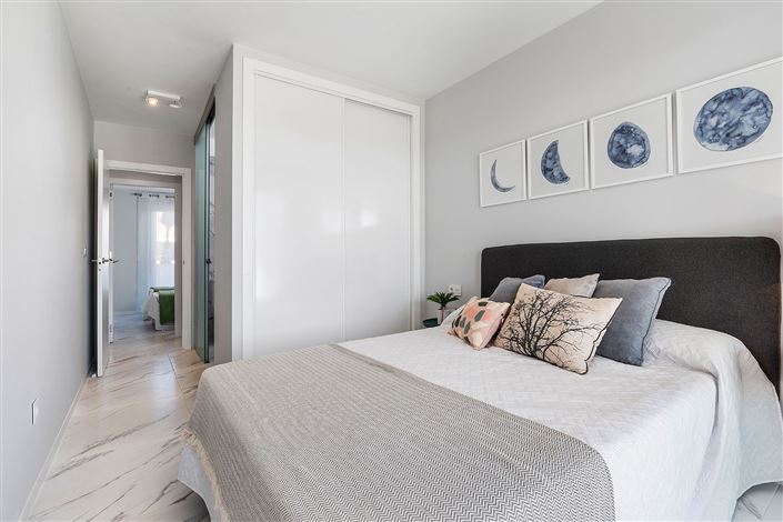 Image No.9-3 Bed Apartment for sale