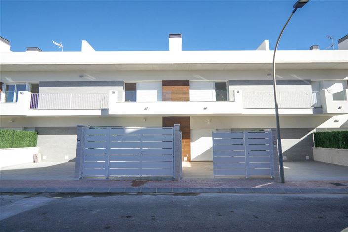 Image No.1-3 Bed Apartment for sale