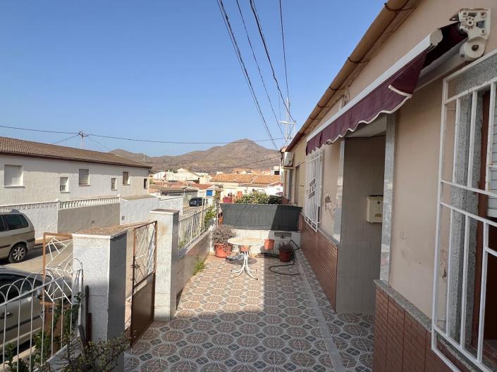 Image No.7-5 Bed Townhouse for sale