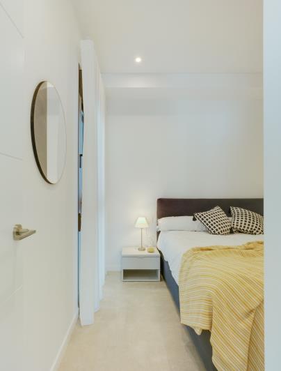 Image No.12-3 Bed Apartment for sale