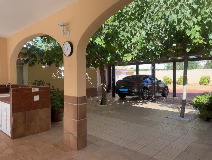 Image No.29-8 Bed Villa for sale