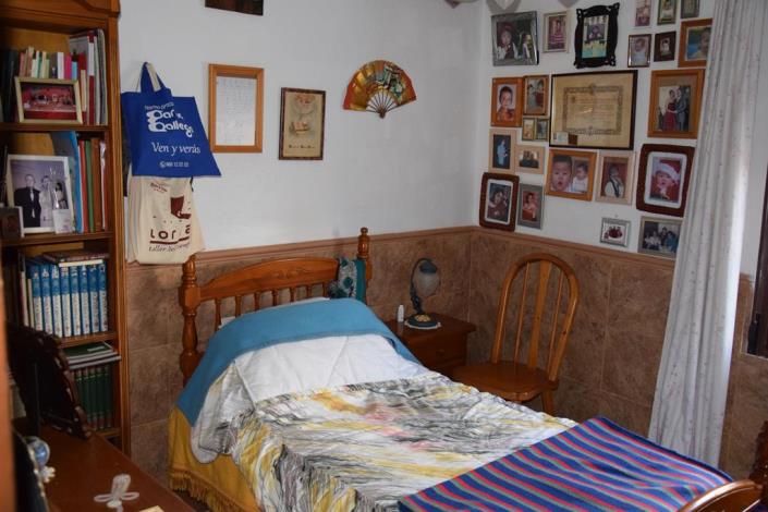 Image No.13-4 Bed House for sale