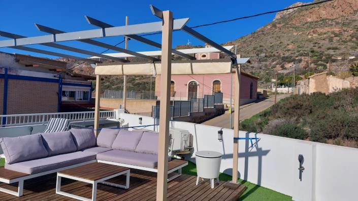 Image No.21-2 Bed House for sale