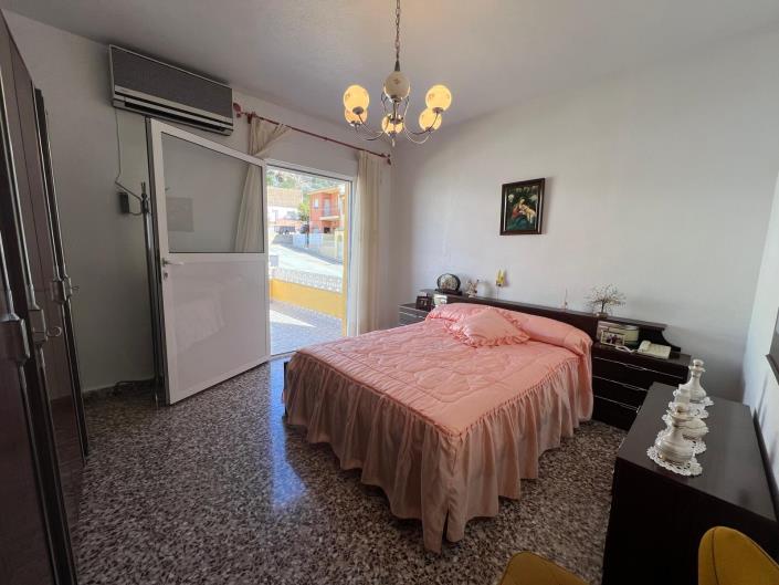 Image No.4-4 Bed Duplex for sale