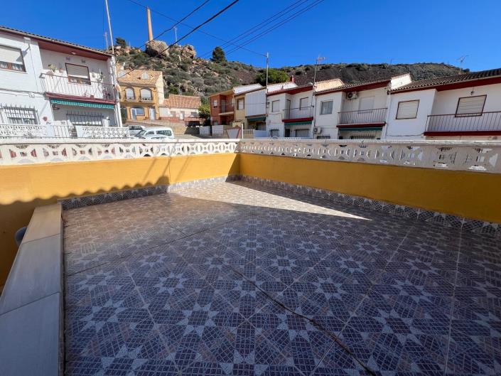 Image No.8-4 Bed Duplex for sale