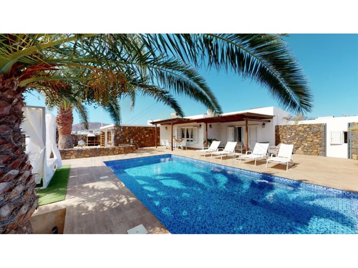 Image No.1-Villa de 4 chambres à vendre à Yaiza