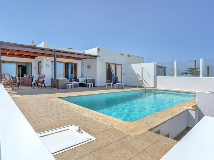 Image No.1-Villa de 5 chambres à vendre à Yaiza