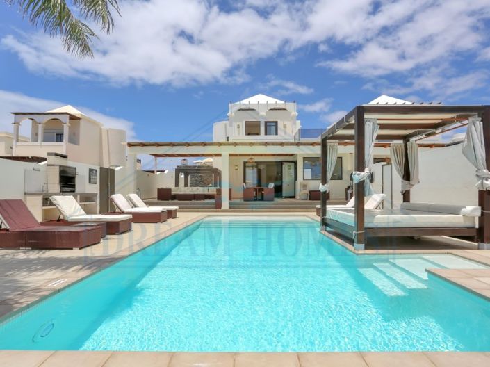 Image No.19-3 Bed Villa for sale