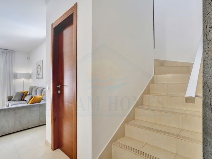 Image No.31-3 Bed Villa for sale