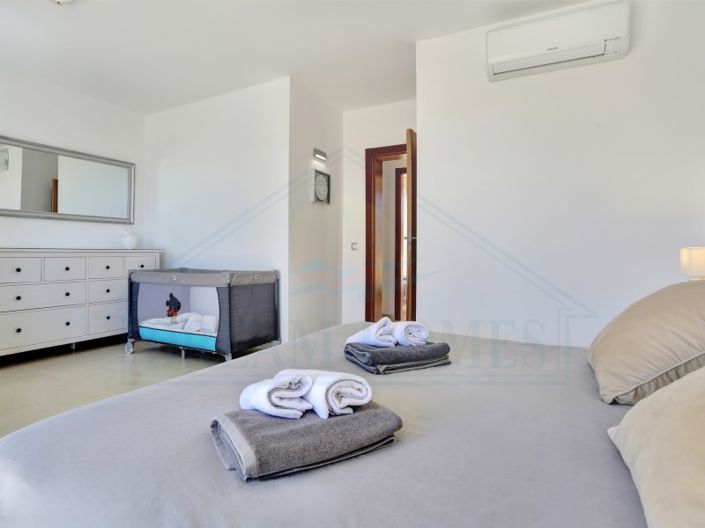 Image No.41-3 Bed Villa for sale