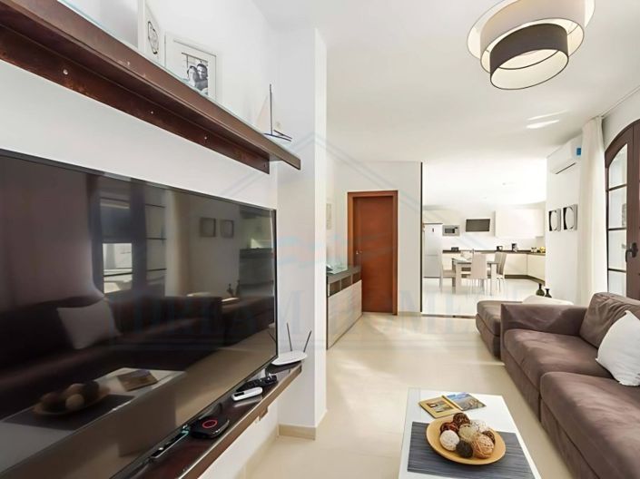 Image No.10-4 Bed Villa for sale