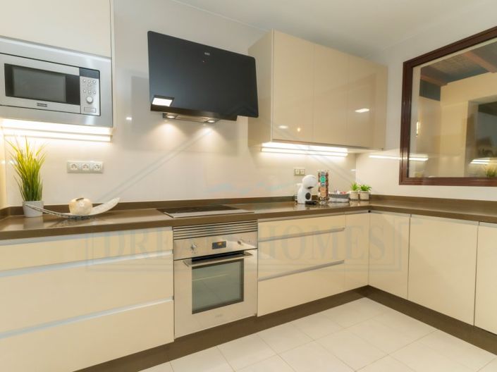 Image No.13-4 Bed Villa for sale