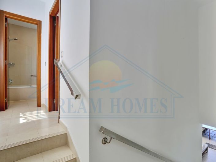 Image No.15-4 Bed Villa for sale